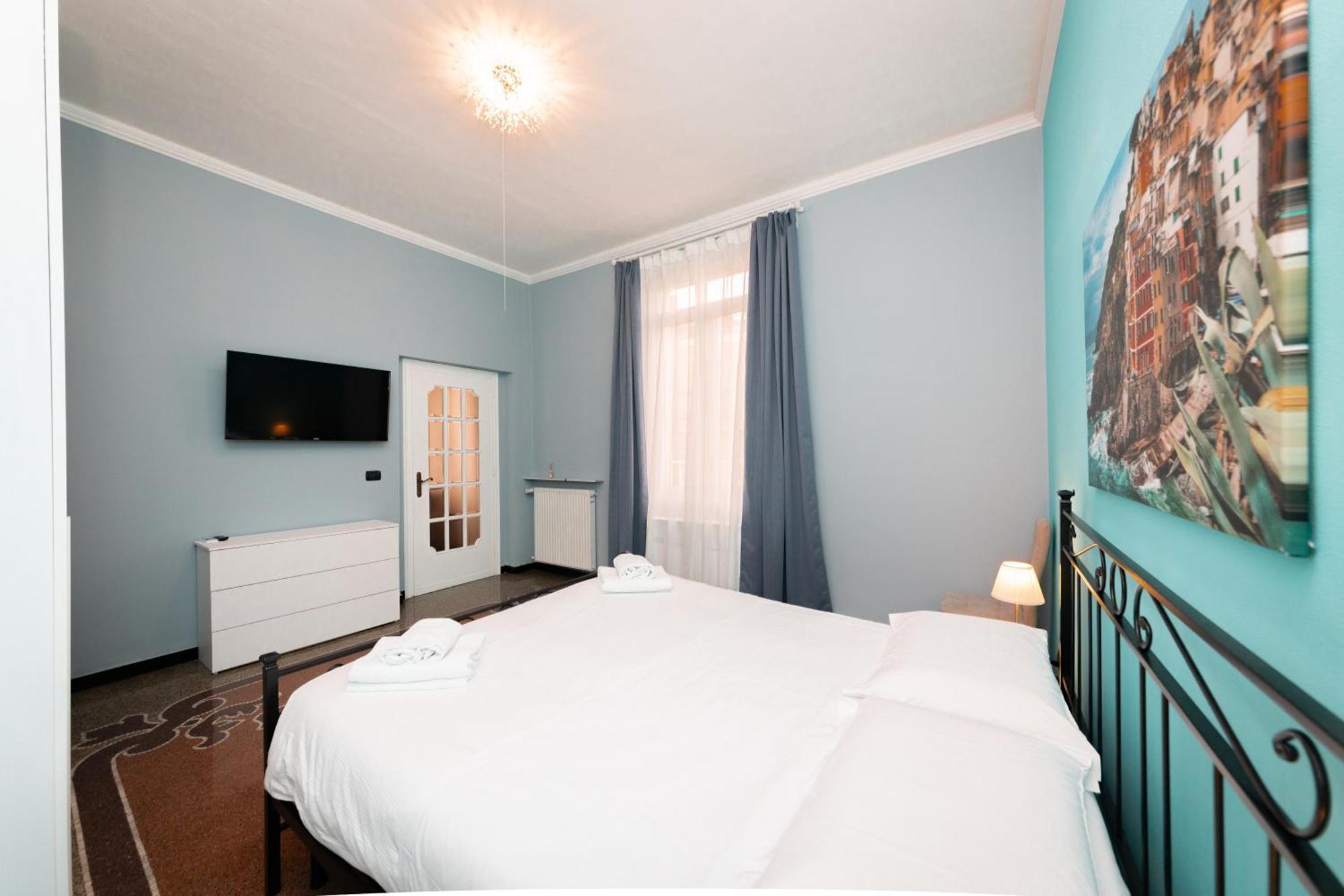 Galia Roomsself Check In H24 Genova Esterno foto